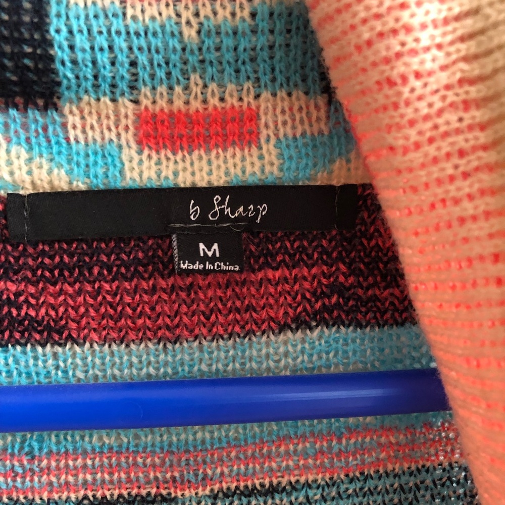Aztec Sweater - Picture 3 of 3